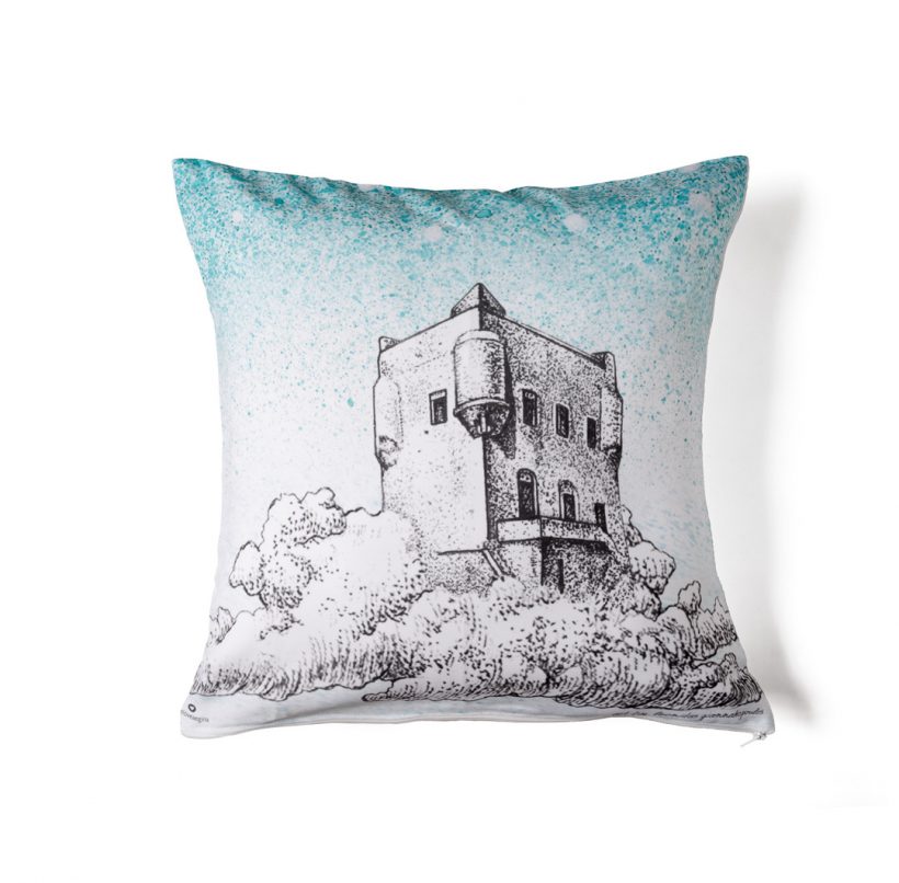 Cushion depicting the Tower of Markello